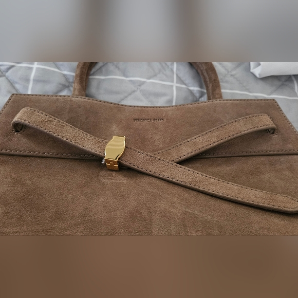 Veronica Beard Dash Bag - Picture 7 of 10